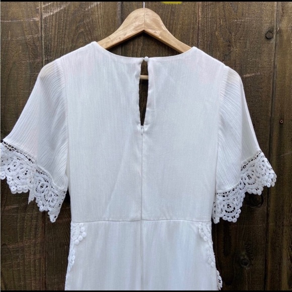 White Bohemian Crochet Lace Short Sleeve Maxi Dress 🌿🌿 - Picture 9 of 13